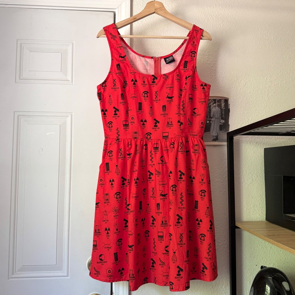 RETROLICOUS red black cotton mod pinup retro printed scoop neck mini dress